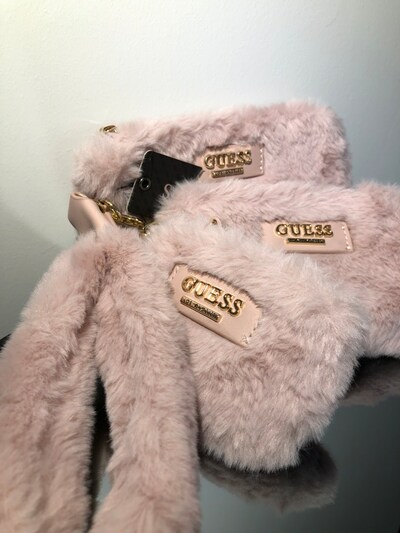 GUESS suni kürk 3 parçalı pembe bileklik seti