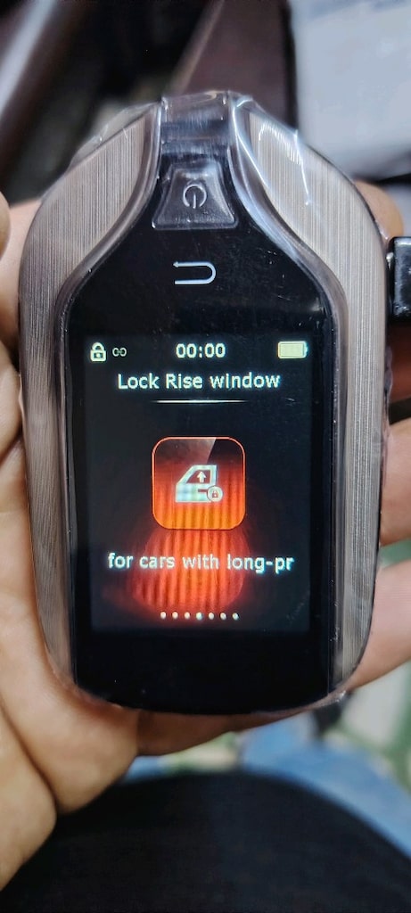 Lcd Ekran Akıllı Araç Kumandası Start Stop Anahtarsiz Çalıştırma - 4