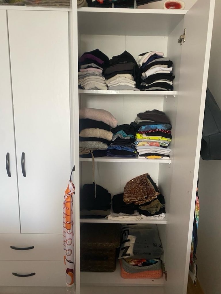 4 Kapaklı, 2 Çekmeceli Beyaz Gardırop - 3