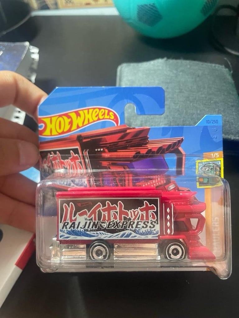 HOT WHEELS TOPLU DEĞERLİ ARABALAR(14TANE) - 5