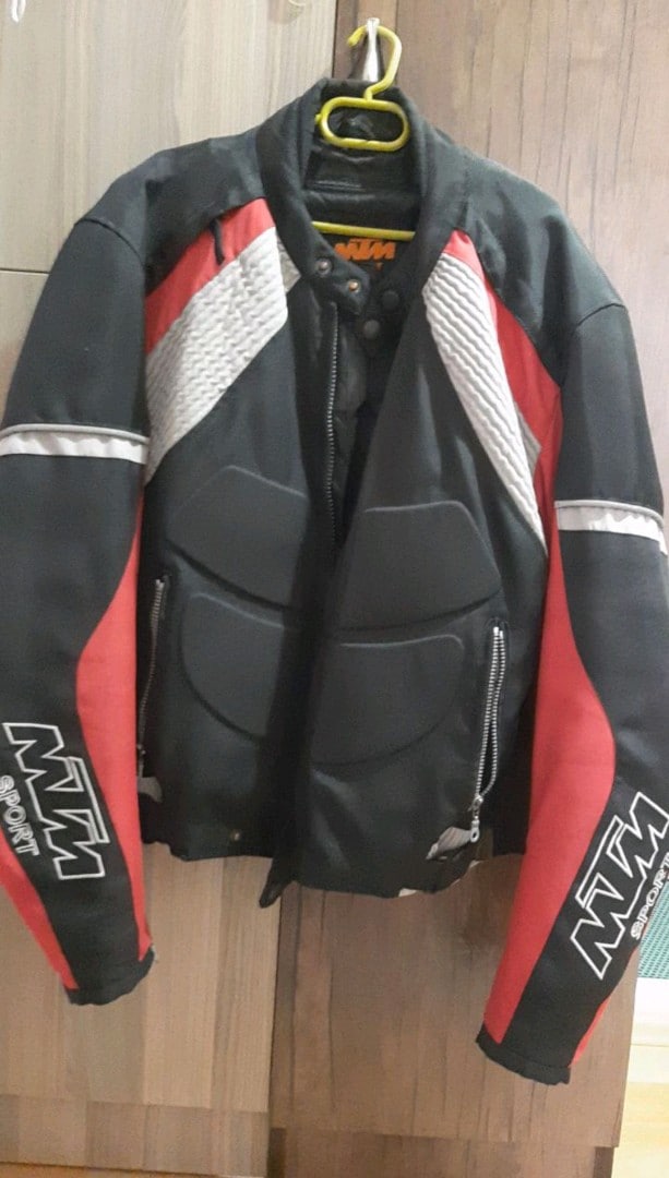 Motorcu montu