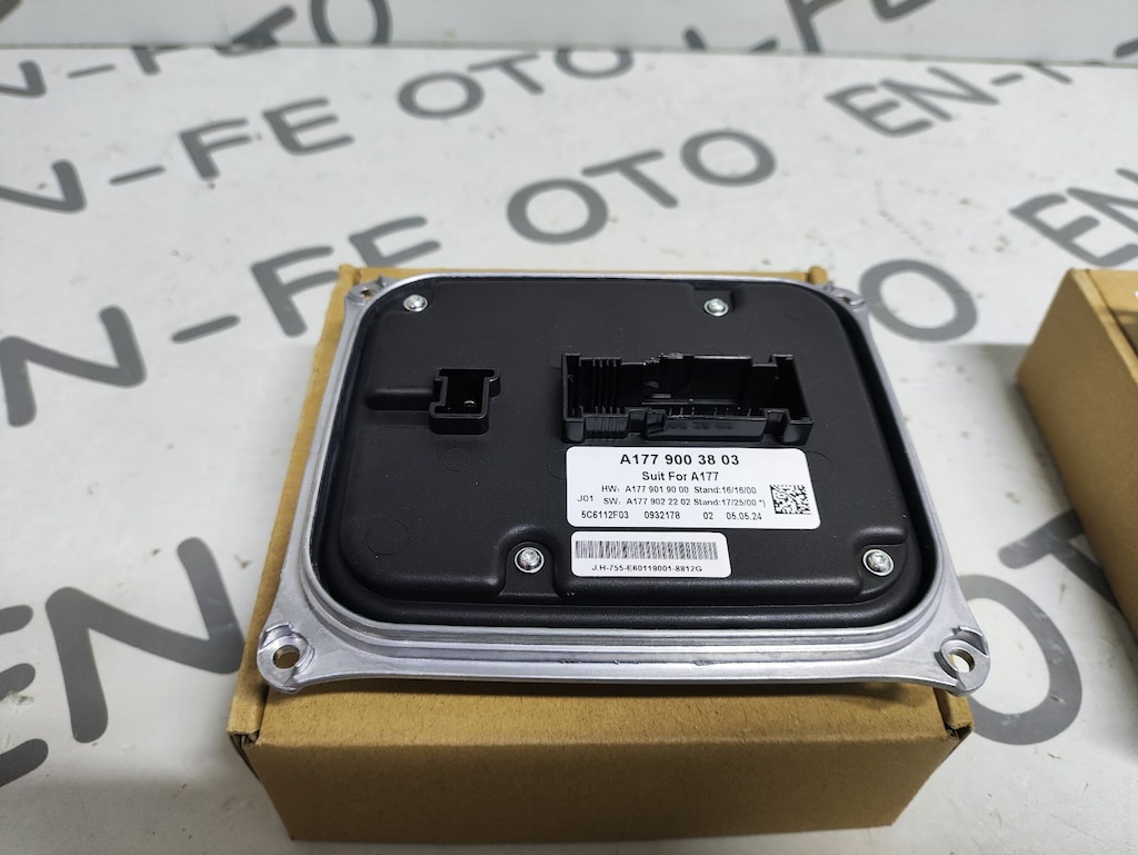 W177 A180 A200 LED FAR BEYNİ A1779003803 A177 900 38 03 - 3