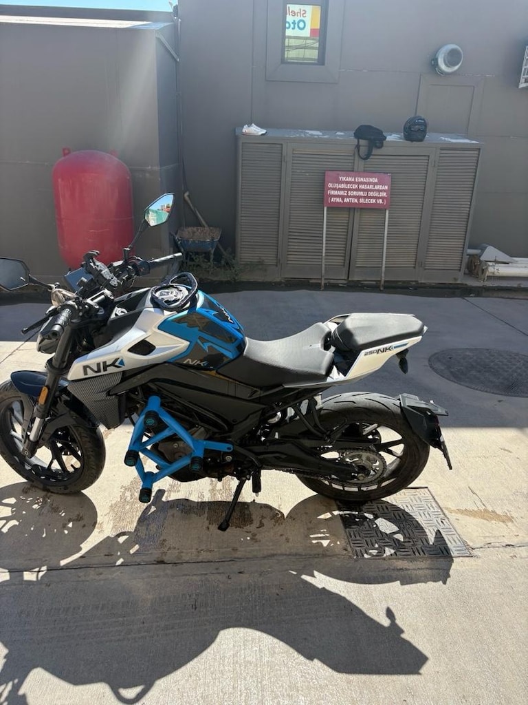 FULL+FULL CFMOTO 250NK | Hatasız | Bol Ekstralı | Masrafsız - 8