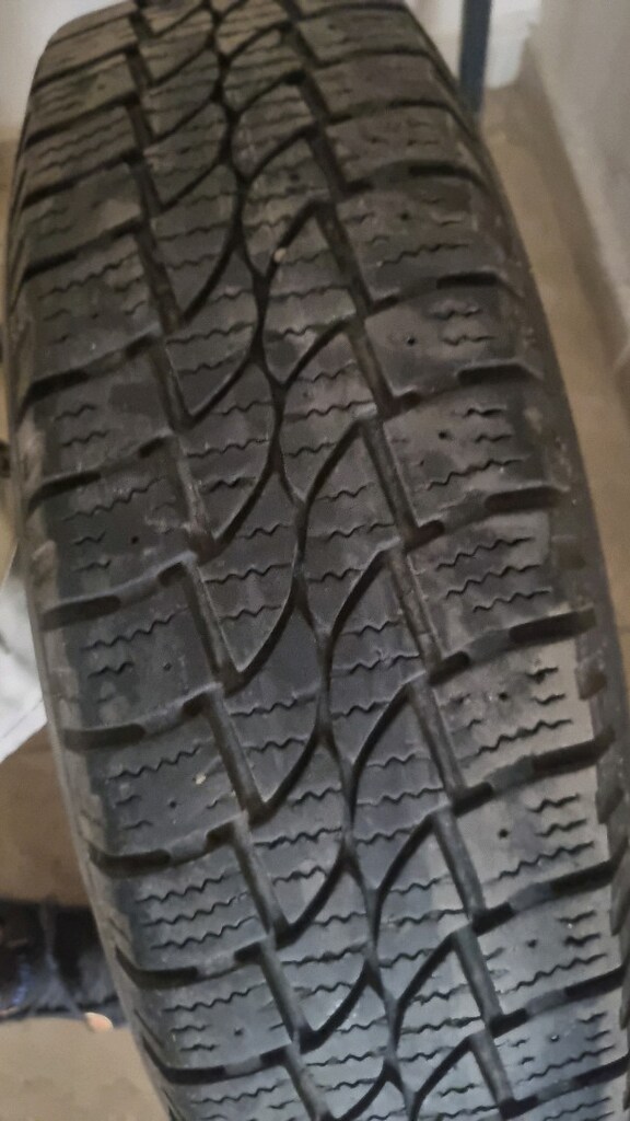 Iveco Daily, Isuzu çift teker arka lastik - 4