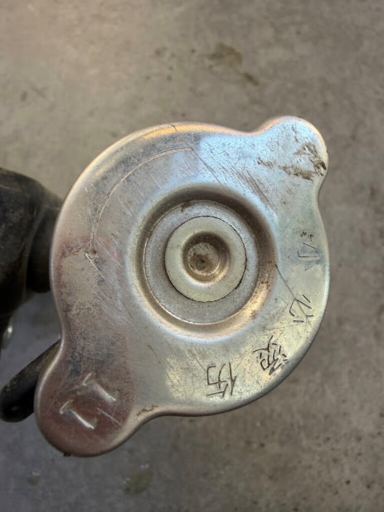 RKS R 250 RADYATÖR KAPAĞI