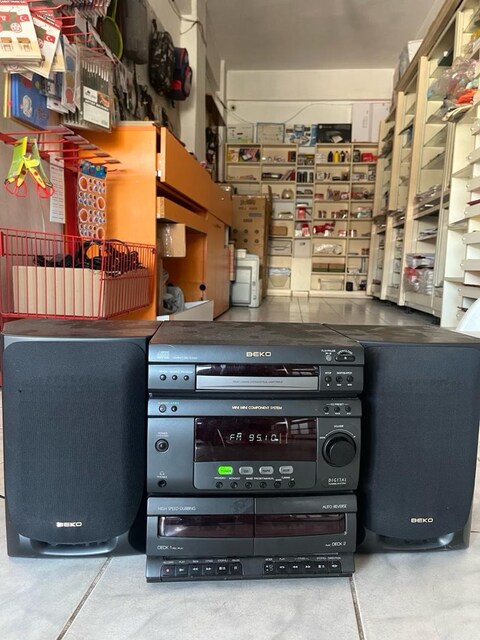 CD KASET ÇALAR