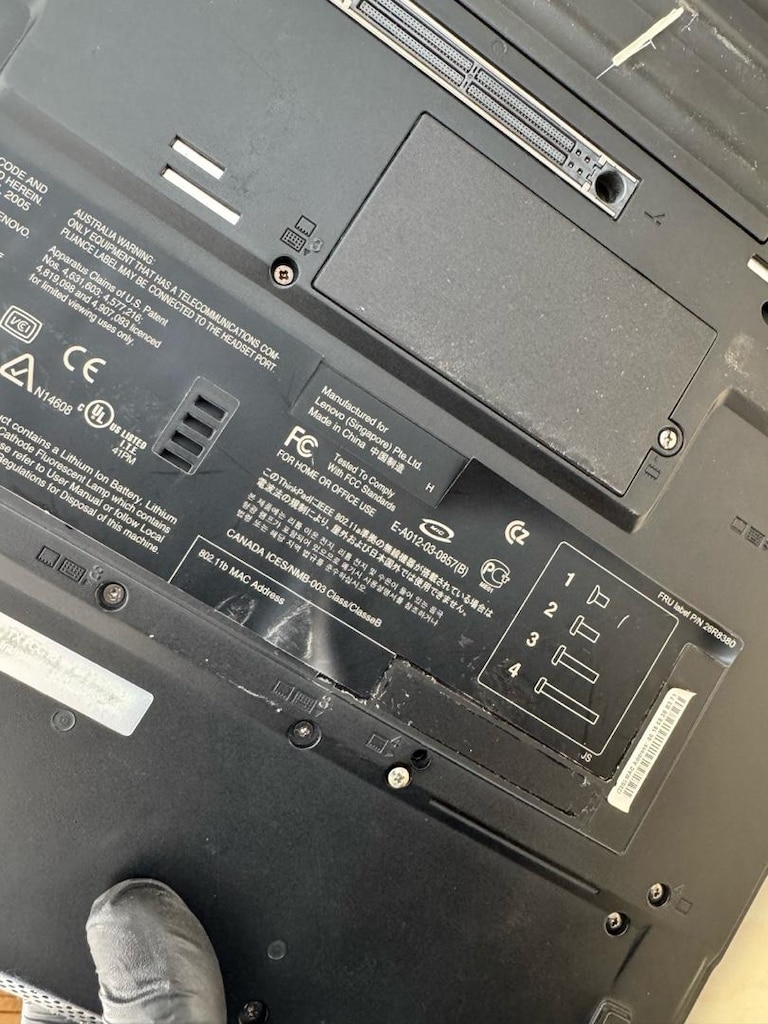 IBM ThinkPad T43 / Retro Laptop + Şarj Aleti (LPT Portlu) - 5