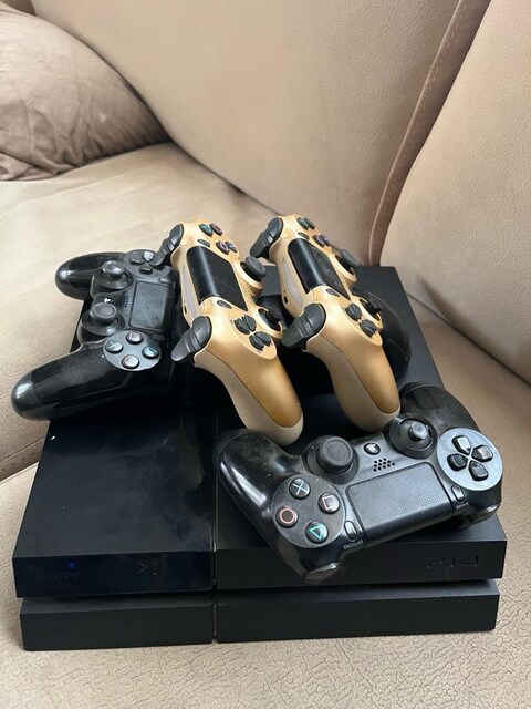 Ps-4 Slim - Playstation 4 + şarj istasyonu