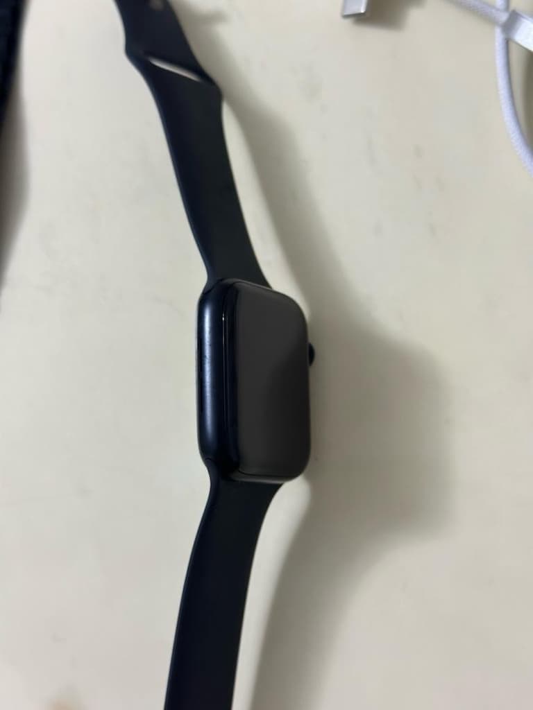 Apple Watch SE 3 GPS 44mm Midnight 3 Aylık Sıfır ürün az kullanıldı - 6