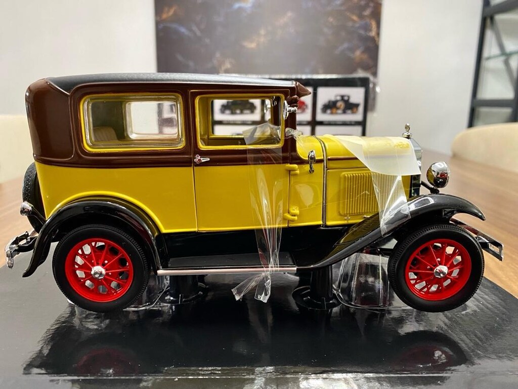 SIFIR ÜRÜN 1931 FORD MODEL A TUDOR 1/18 ÖLÇEK DİECAST MODEL ARABA - 5