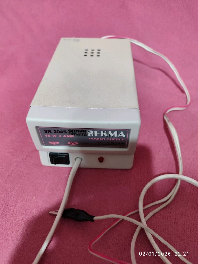 sekma marka sabit 12 volt 3 amper voltmetreli adaptör 900tl - 10