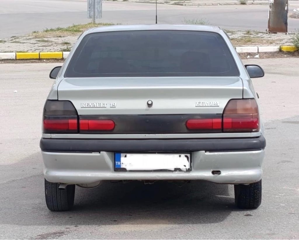 2000 RNE KLİMALI 325*** KM - 8