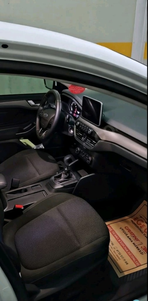 Ford FOCUS - 8