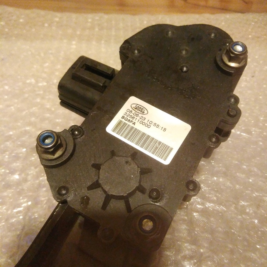 LAND RANGE ROVER 4x4 OTOMATİK GAZ PEDALI DİSCOVERY 3 SPORT L320 - 2