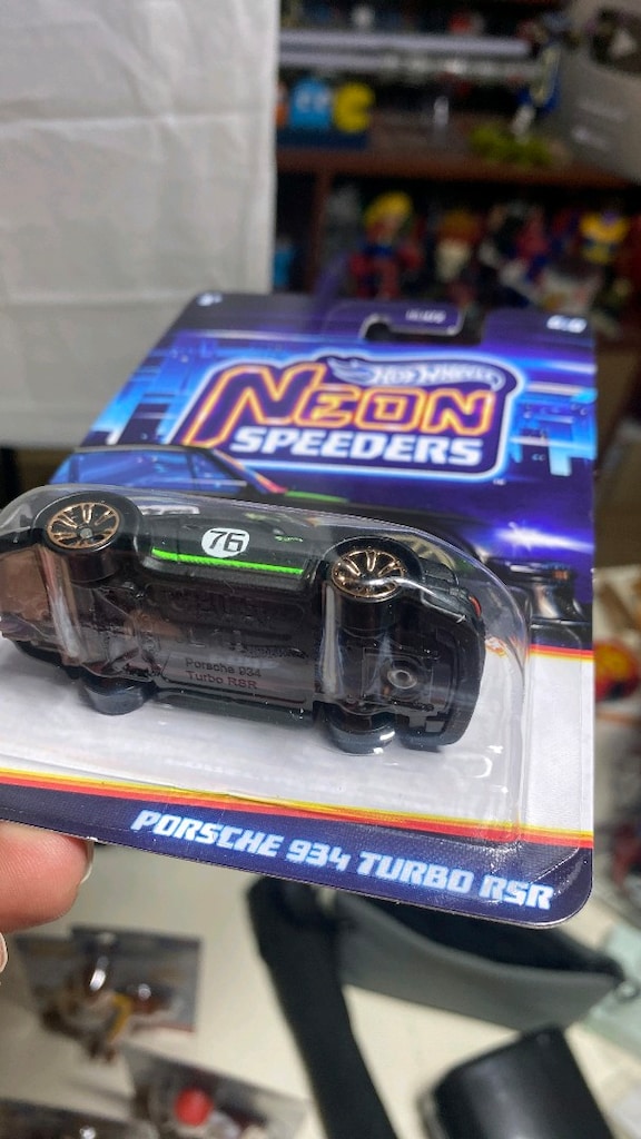 hotwheels Porsche 934 turbo rsr - 2