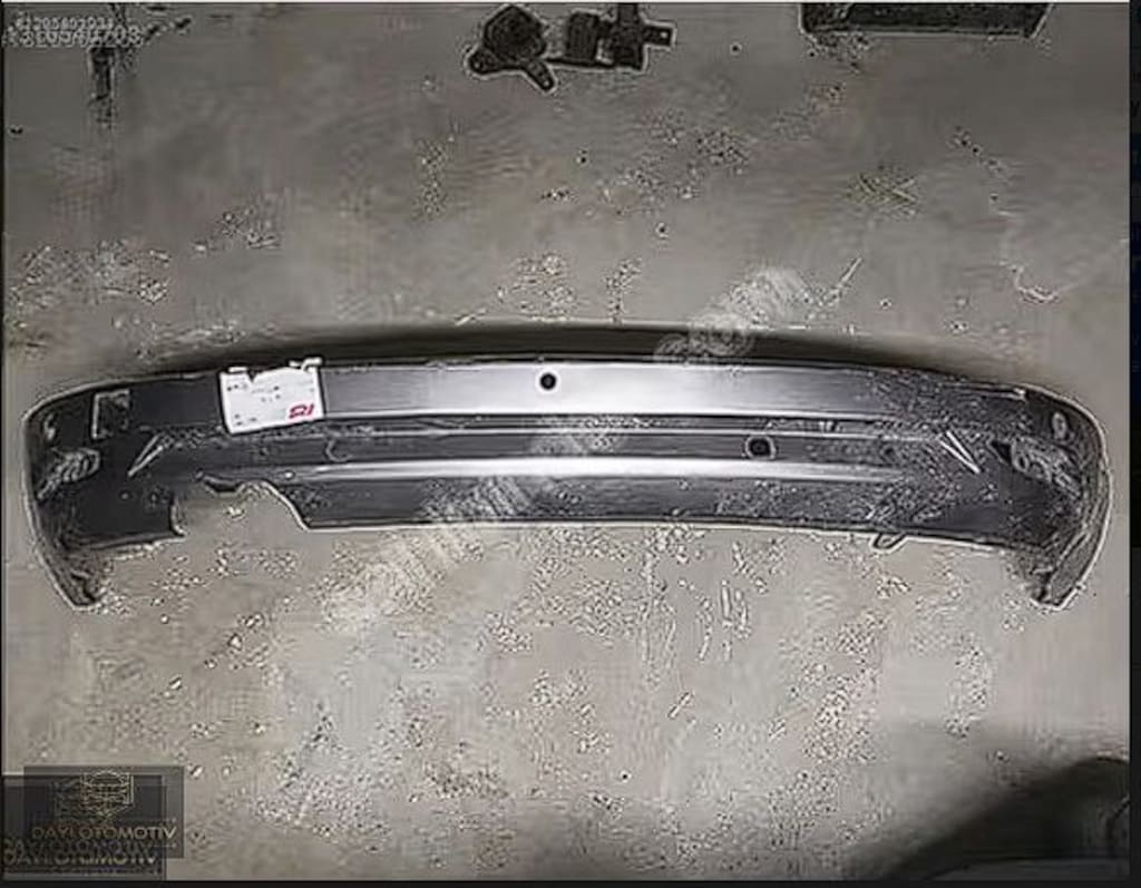 MEGANE 3 SW ARKA TAMPON ÜST PARÇASI - 3