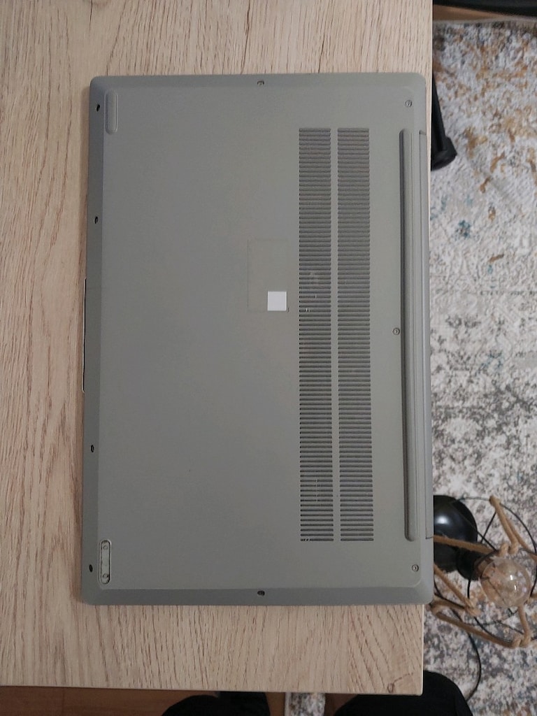 Lenovo Ideapad 5 14ALC05 - 12