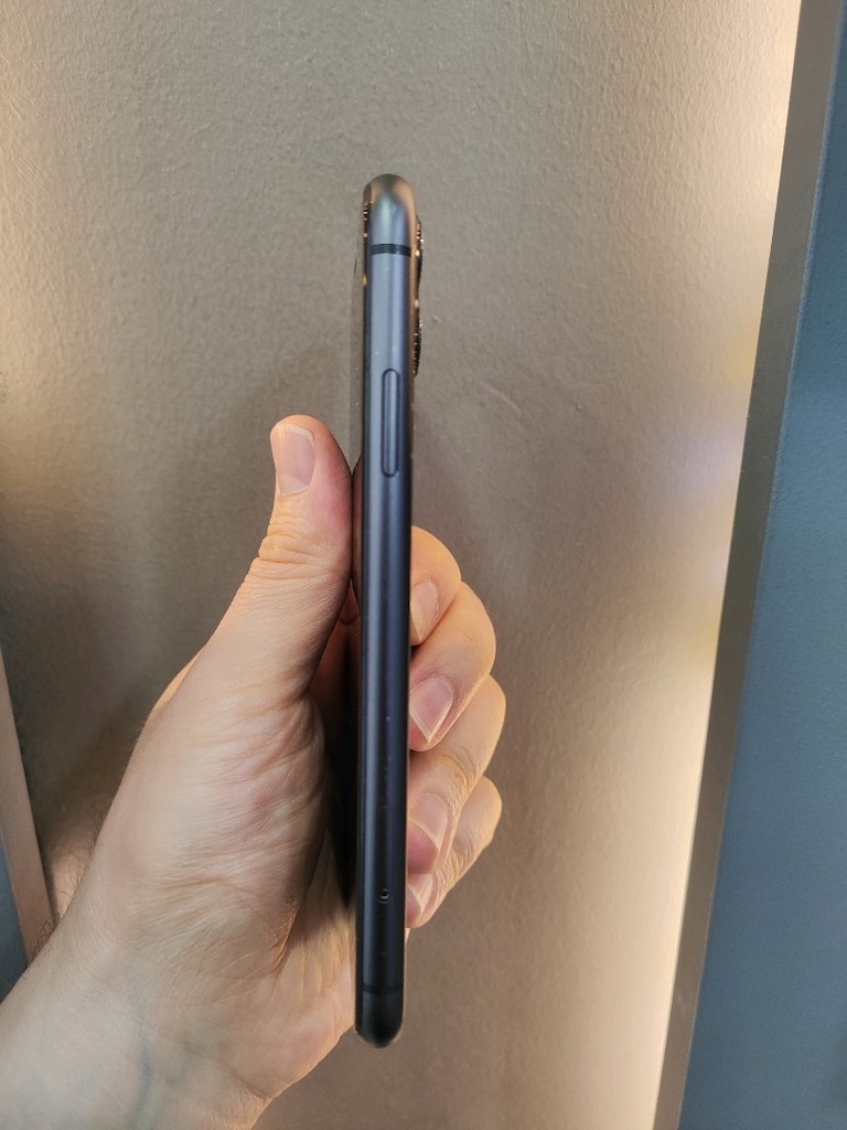 SORUNSUZ İPHONE 11 128 GB PİL 100 - 3