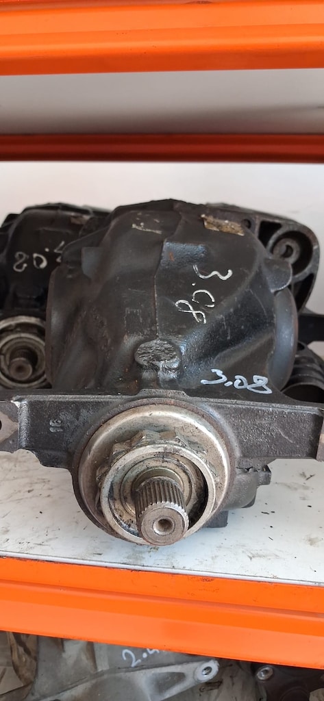 bmw f20 defransiyel değişim garantili - 2