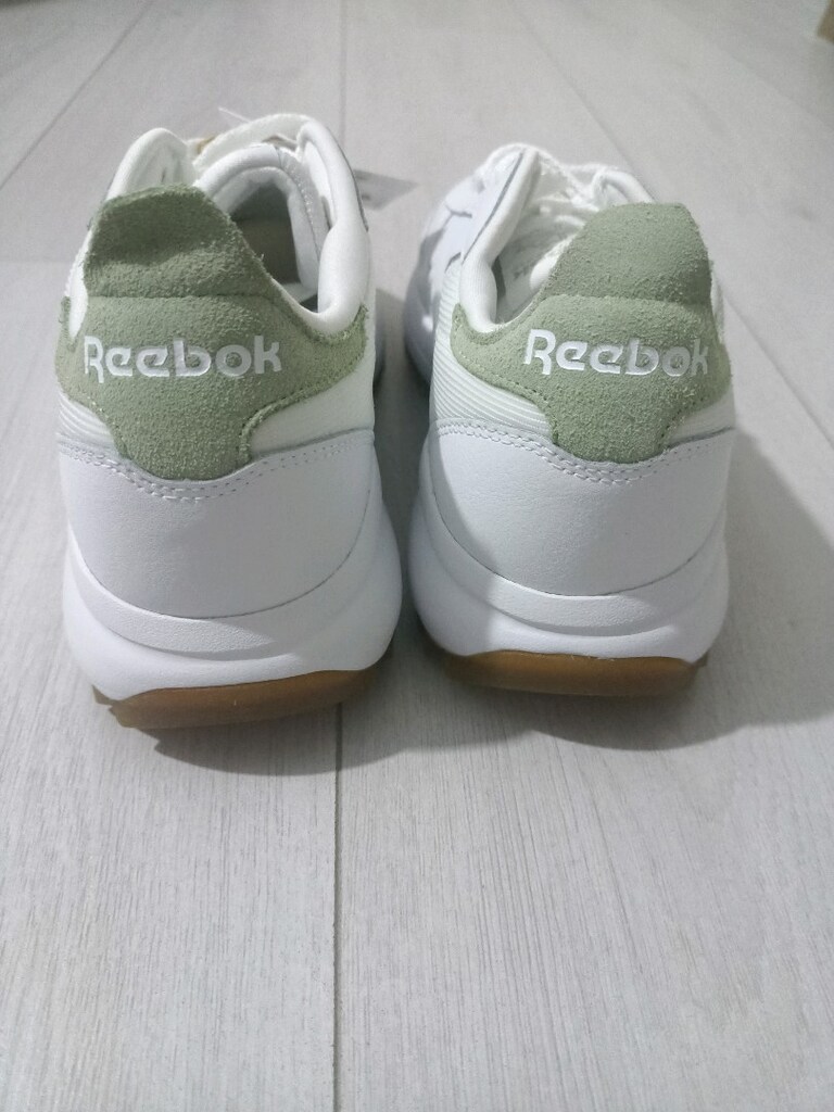 39 numara orijinal Reebok marka - 4