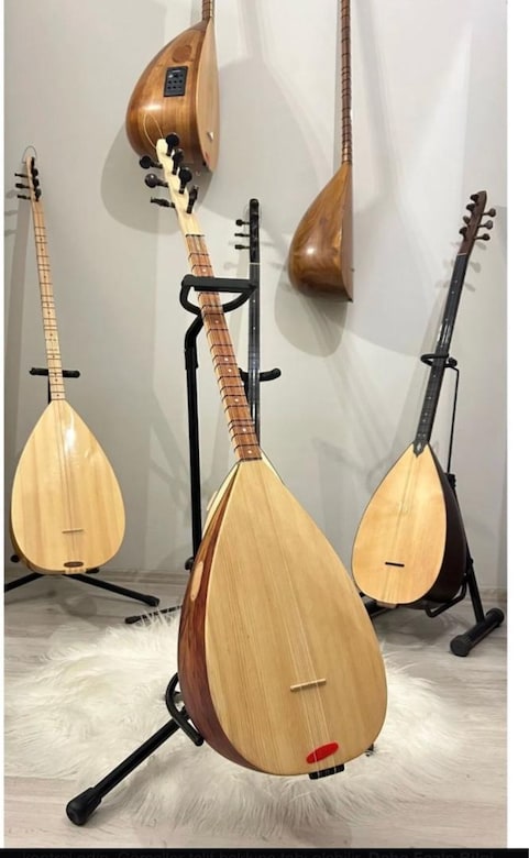 saz