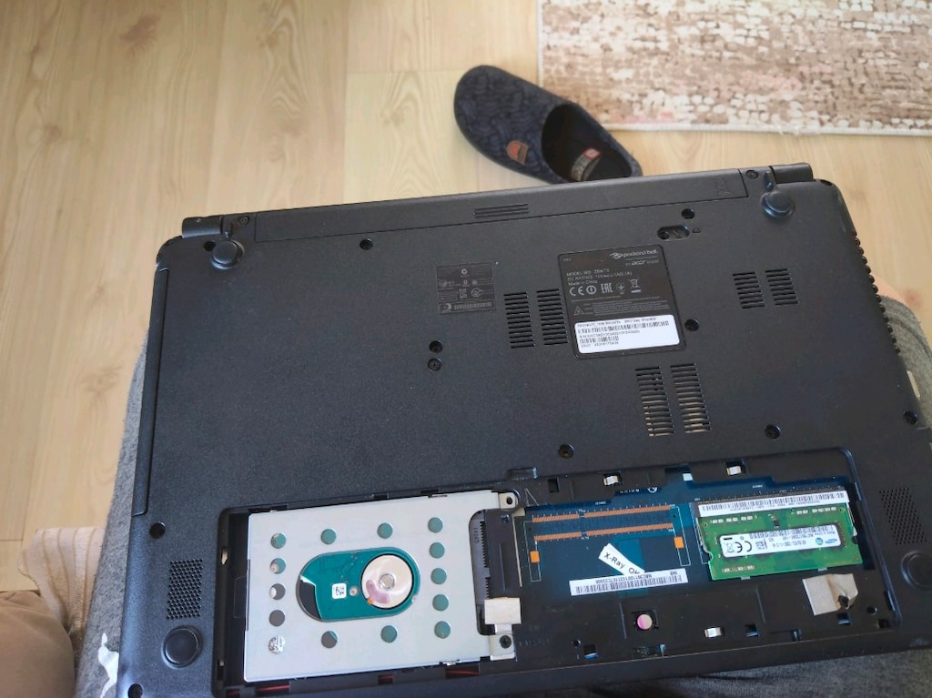 z5WT3 packard bell notebook çalışır durumda 15.6 inç ekran - 9