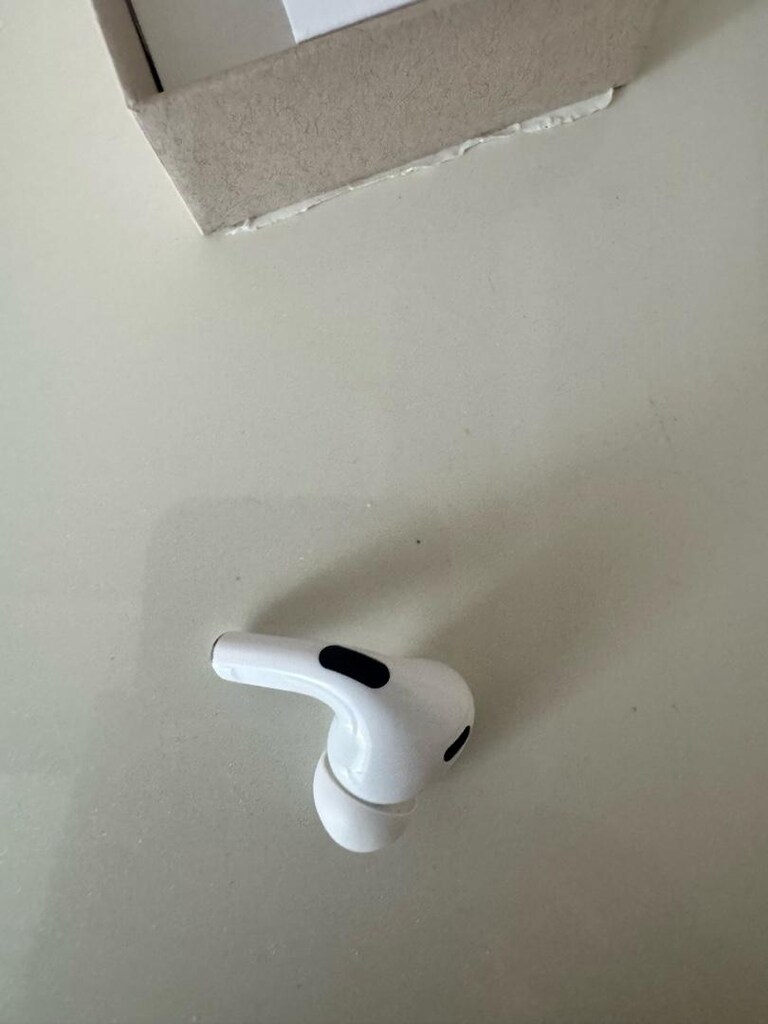sağ airpods pro 2. nesil kulaklık - 3