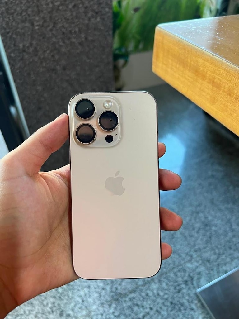 1 YIL AÇIK İPHONE 16 PRO YD