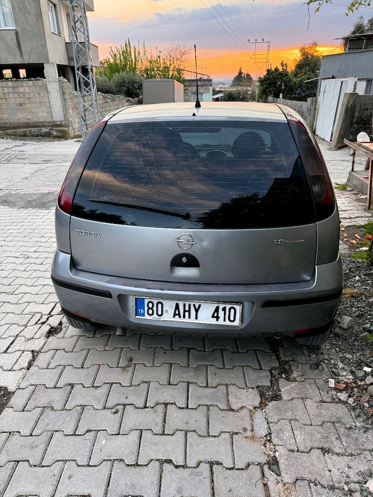 Opel Corsa - 3