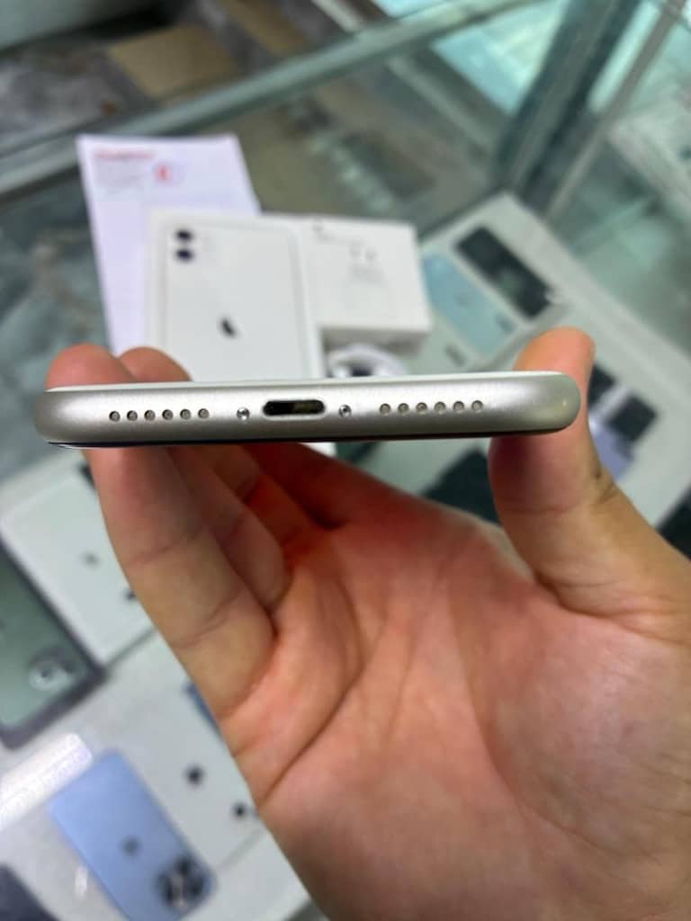 MÜHENDİSCELL’DEN YURTİÇİ İPHONE 11 HATASIZ KUTULU FATURALI - 5