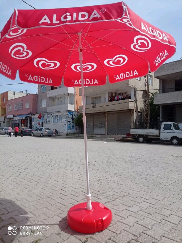 KÜÇÜK ŞEMSİYE
