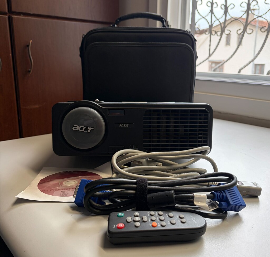 ACER PD525 Projeksiyon - 2