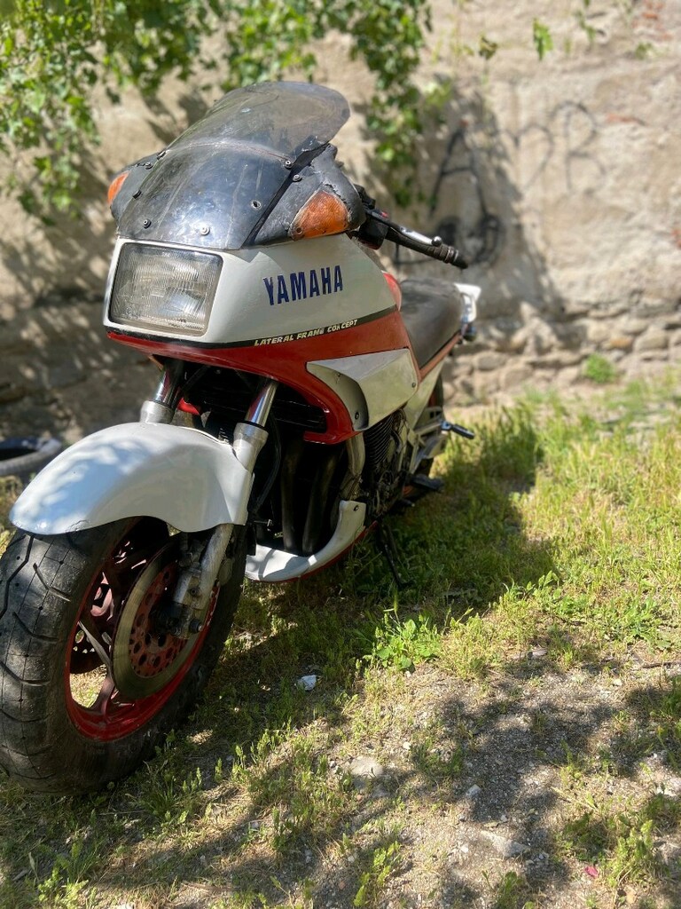 yamaha - 4