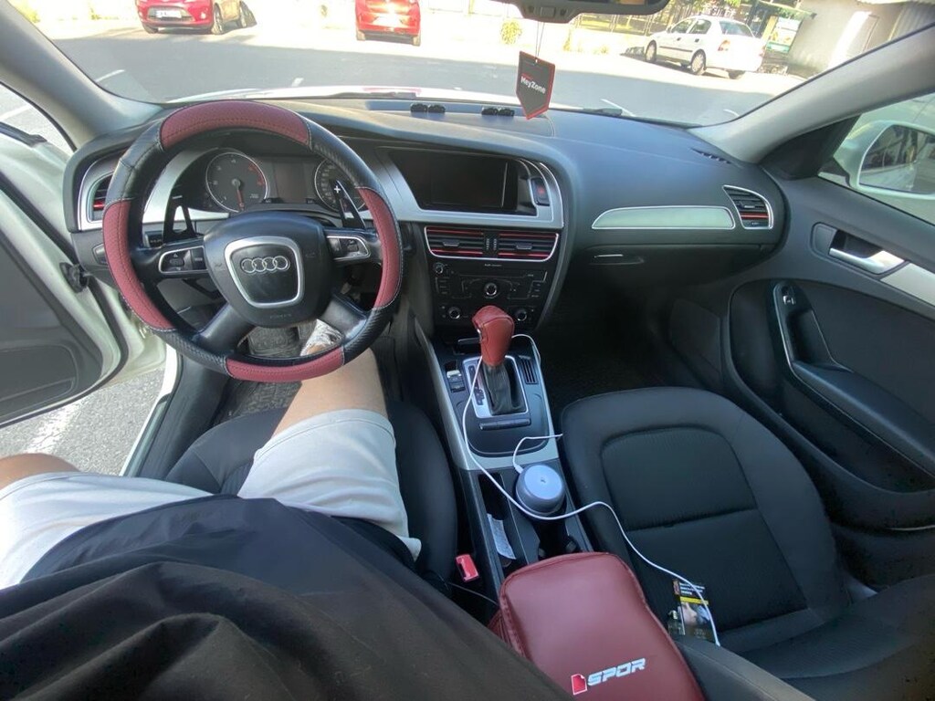 AUDİ A4 DEĞİŞENSİZ SERVİS BAKIMLI - 2