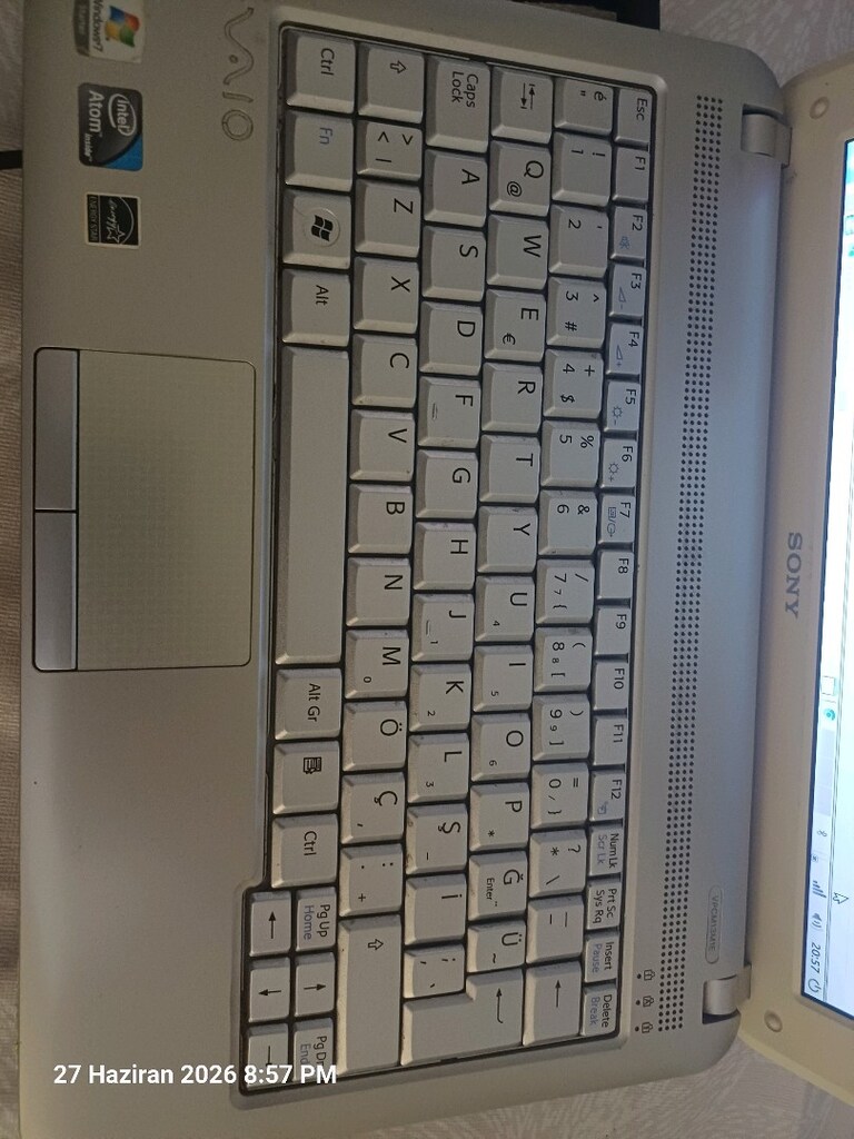 sony laptop - 3