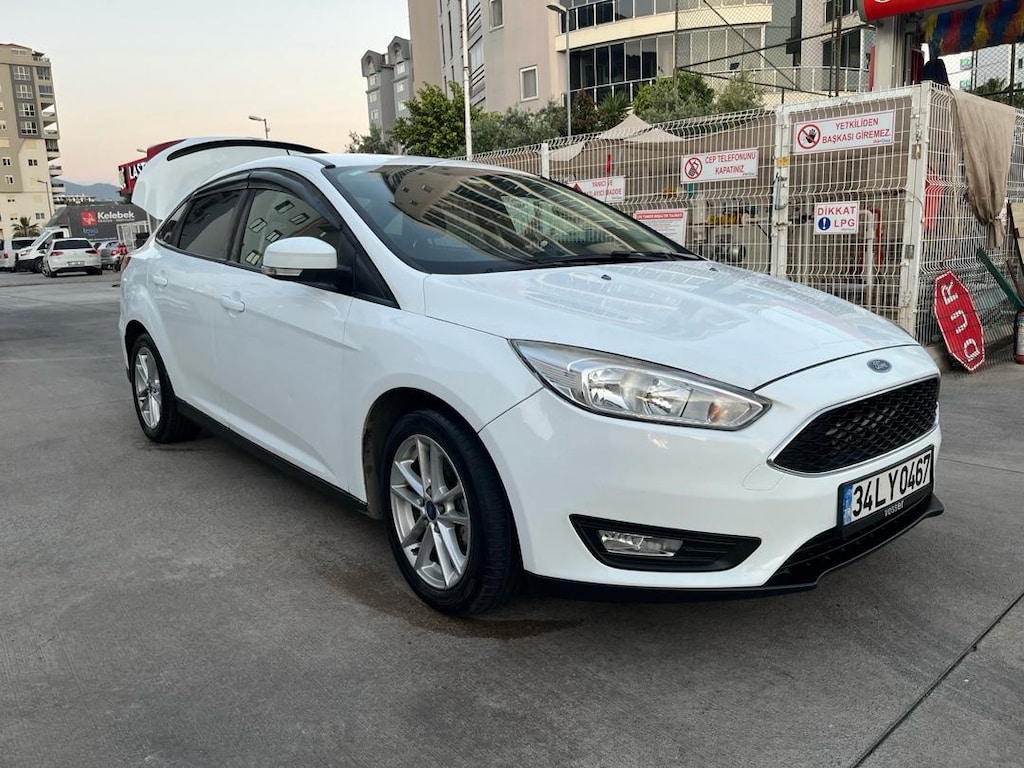 MEMUR SAHİBİNDEN FORD FOCUS 3.5 - 5