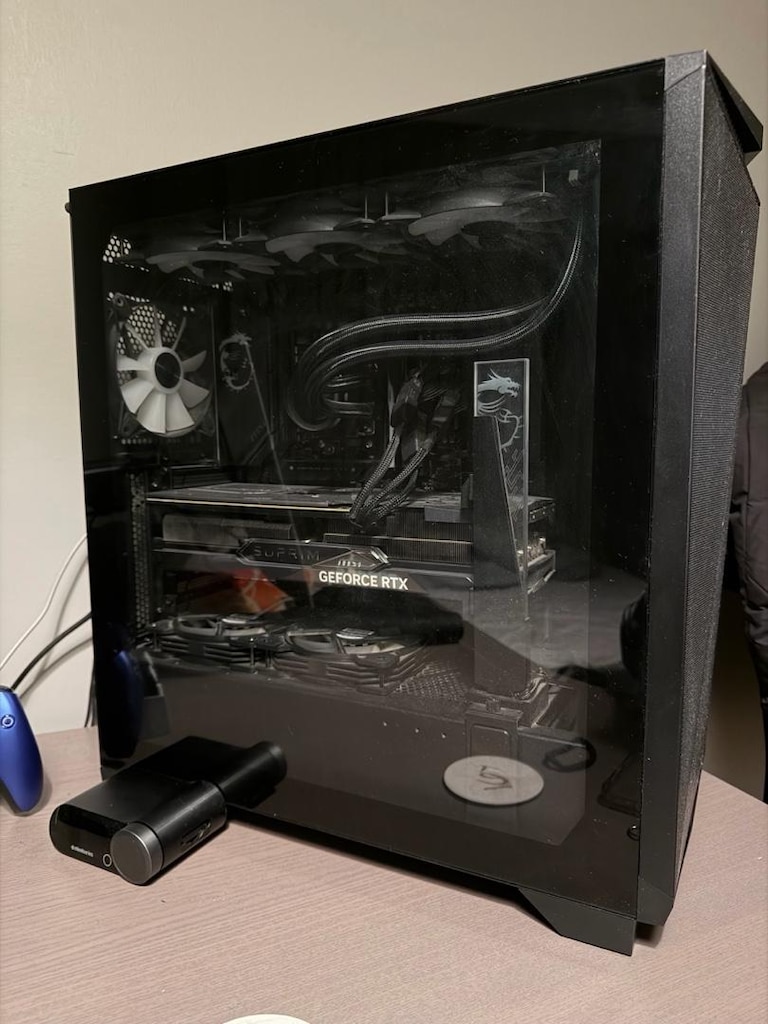 MSİ SUPRİM X RTX 4070ti - R7 7700x-32GB DDR5 RAM - 2