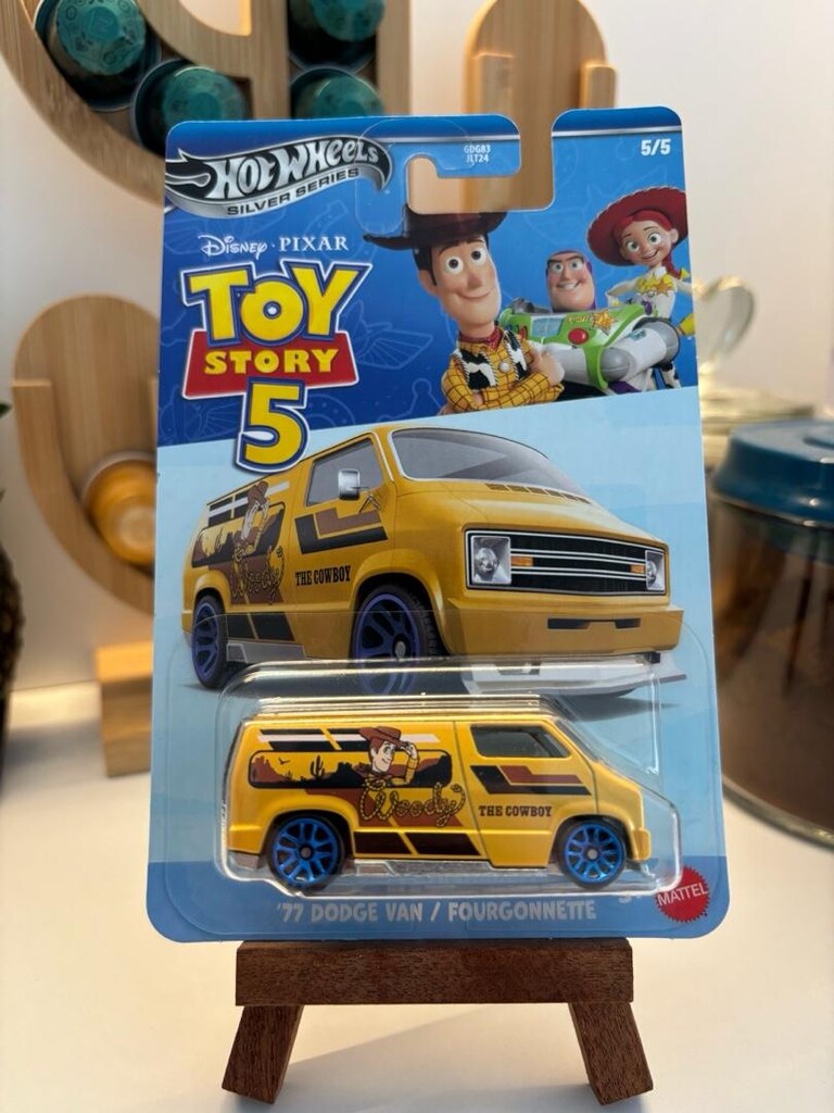 Hot Wheels Toy Story 5 ‘77 Dodge Van Metal Şase - 3