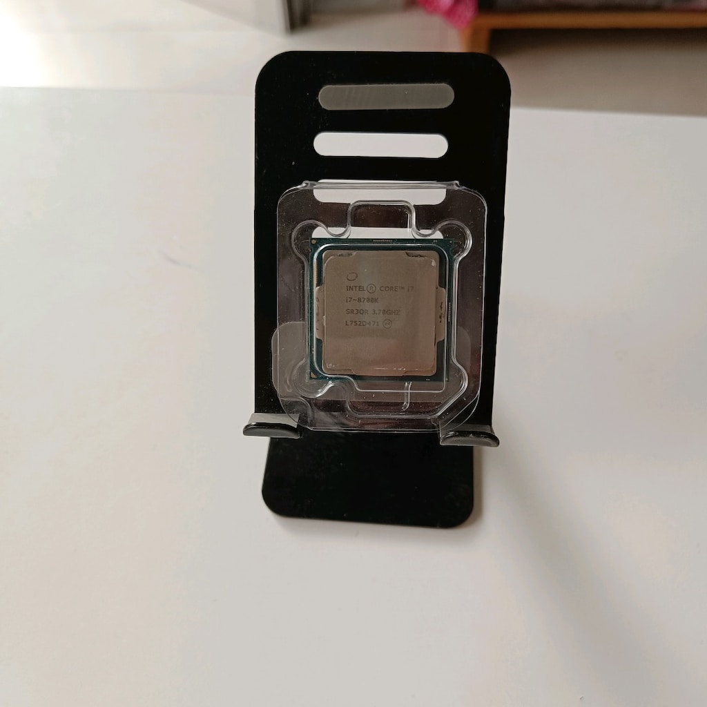 INTEL İ7 9700K 3,6 GHZ TRAY KUTUSUZ İŞLEMCİ - 5