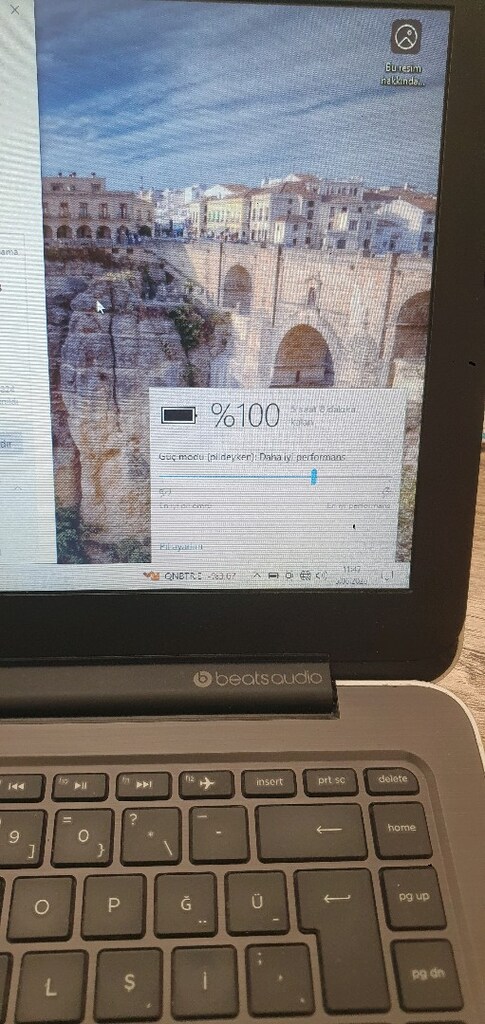 HP 13-A200NT I5/8GB/240GBSS WINDOWS 10 - 4