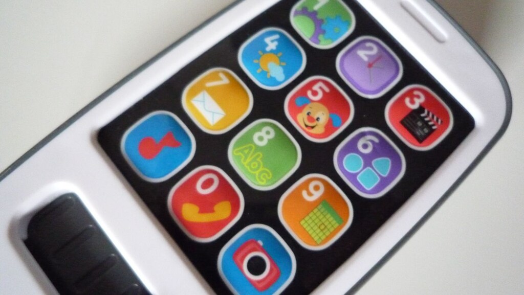 Fisher Price Türkçe Sesli Işıklı Oyuncak - 2