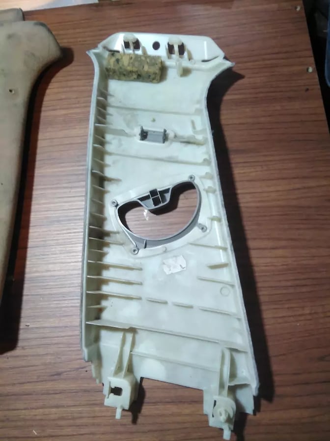 BMW 3 SERİ F30 SAĞ ORTA DİREK DÖŞEME - 2