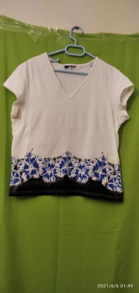 V Yaka KadIn T-shirt/ Açıklama altta - 2
