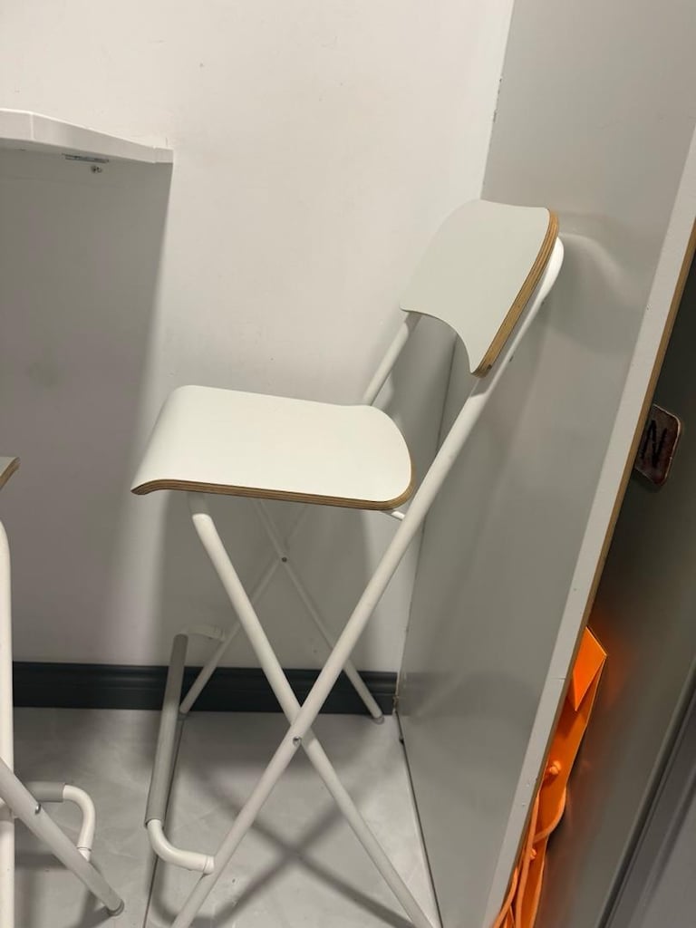 IKEA Açılır Kapanır Masa + 3 Adet Bar Sandalyesi - 6
