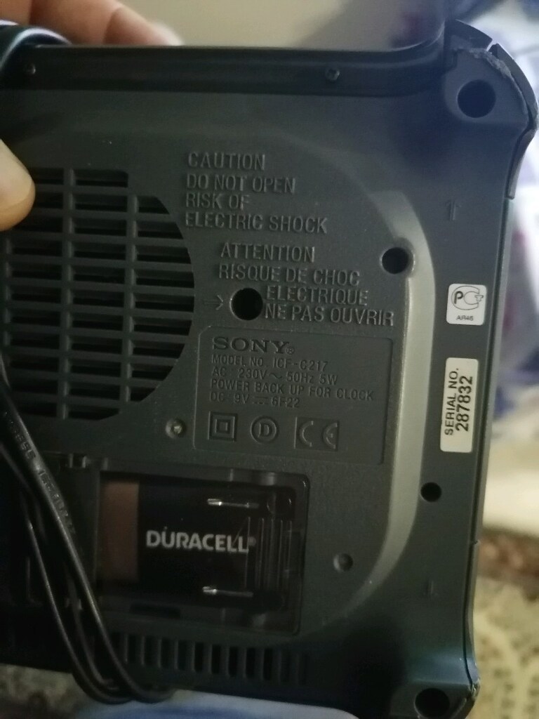 FIRSAT SONY RADYO ve ÇALAR SAAT - 13
