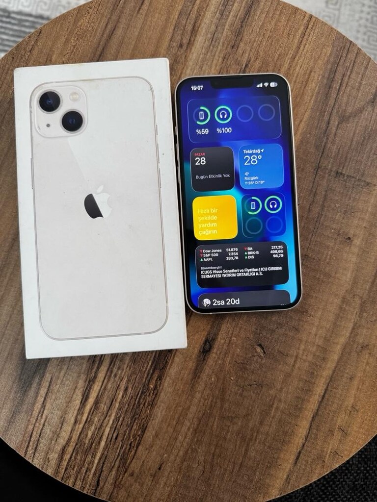 iPhone 13 - 3