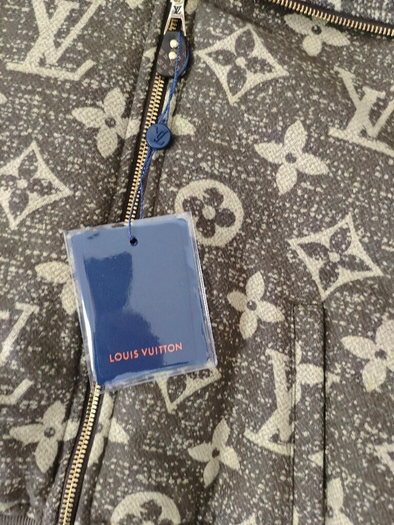 Louıs Vuitton bayan mont - 3