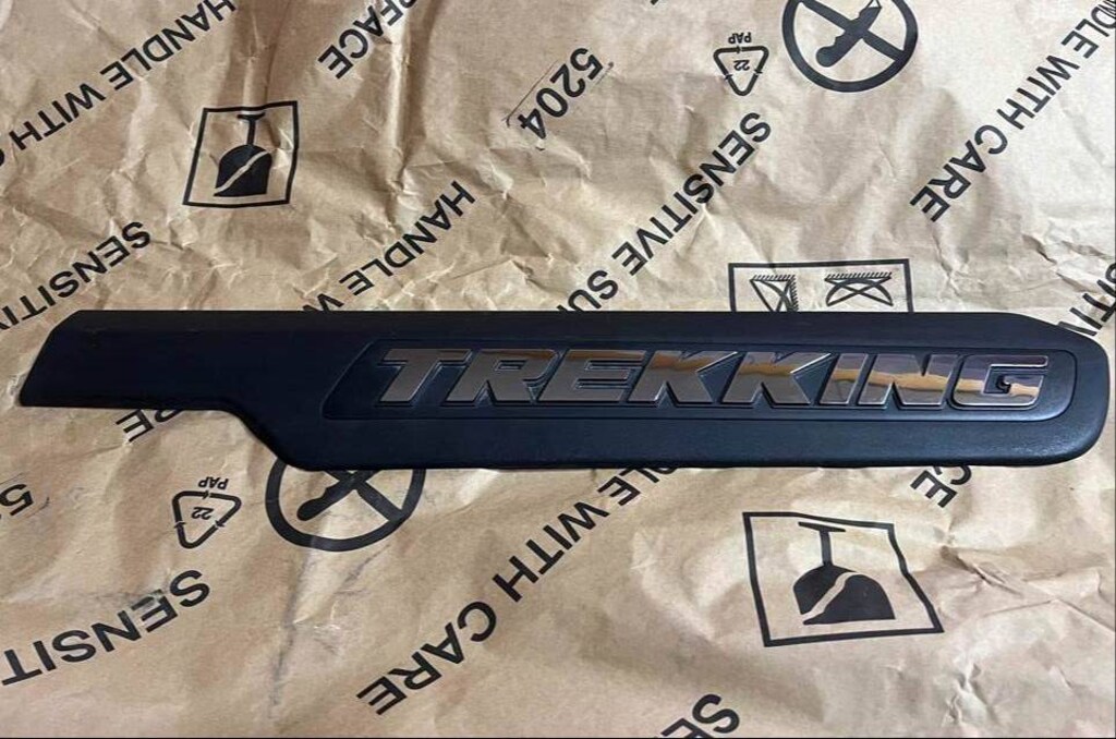 DOBLO TREKKİNG SOL ARKA KAPI BANDI - 2