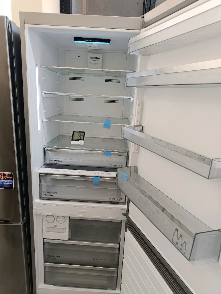 Vestel Sıfır gibi inox alttan buzluklu - 540 LT - 3