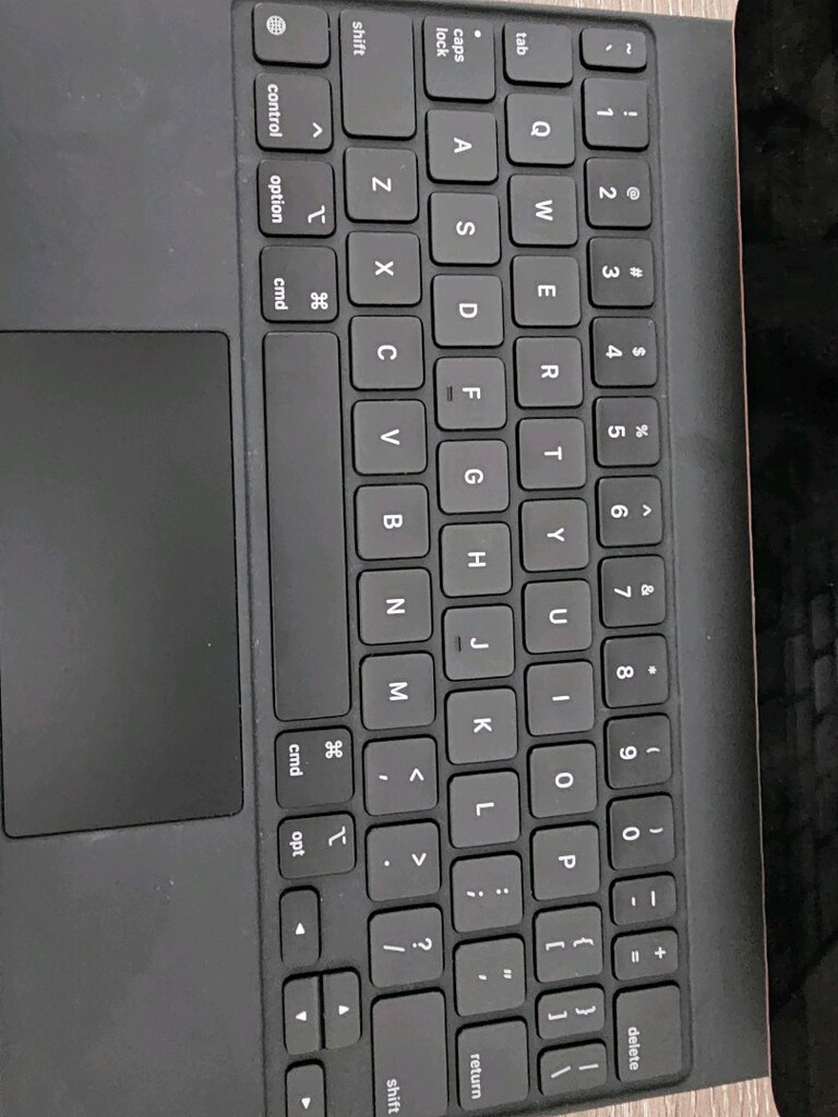 Apple 11 inc Magic Klavye - 2